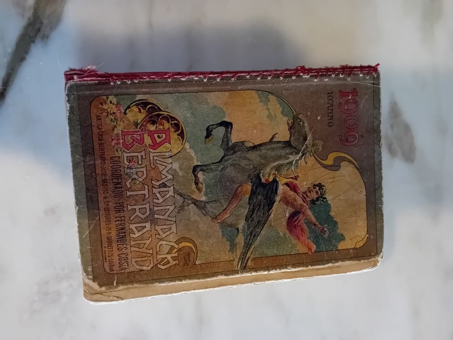 Livro Antigo Almanach Bertrand