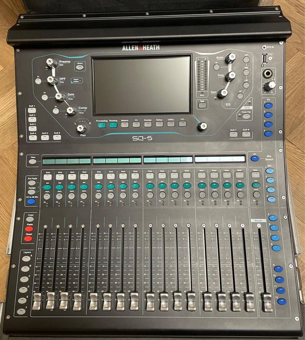 Allen & heath sq5 jak nowy.
