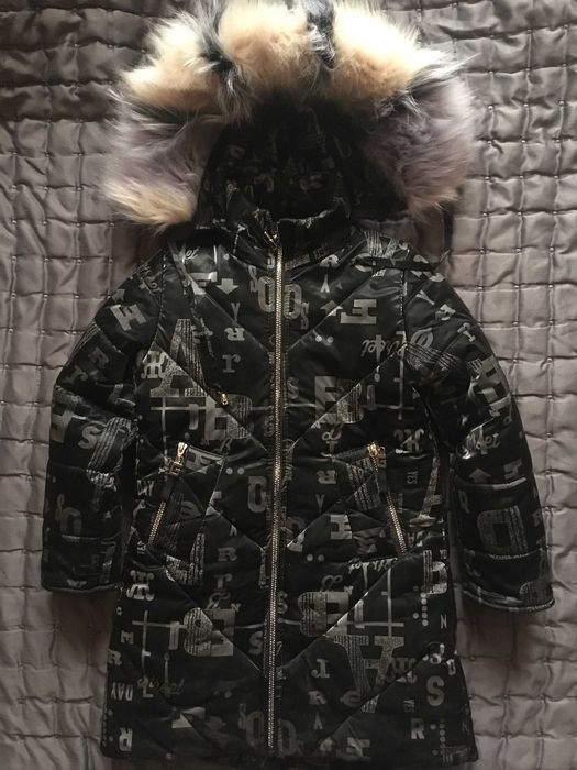 Куртка, пуховик.