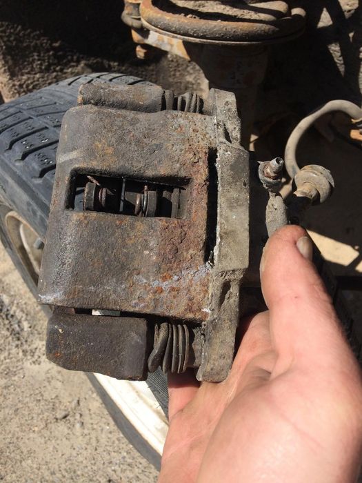 Продам стойки і всі елементи до них ВАЗ 2108-2115