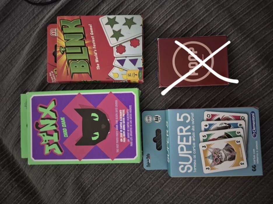 Jogos de tabuleiro cartas