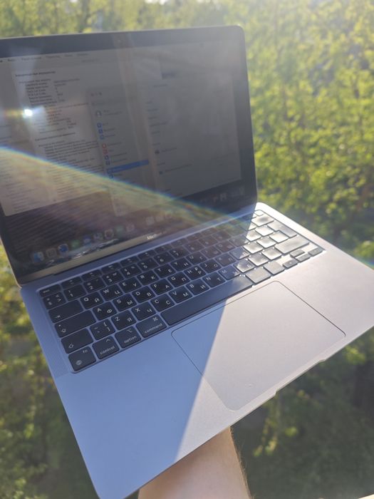 Macbook air m1 8/256gb