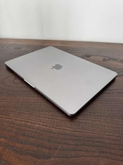 Vendo Macbook 13 2019 Touch Bar