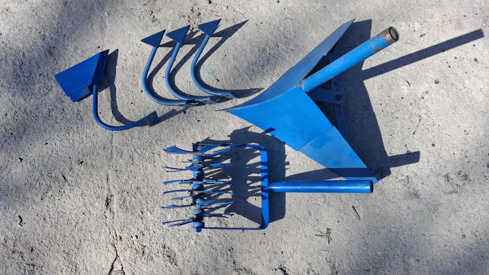 Продам новий інвентар для обробітку грунту.Одним лотом тобто все разом