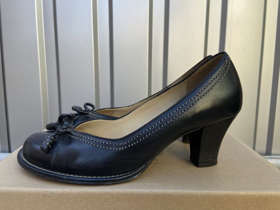Продам туфли Clarks