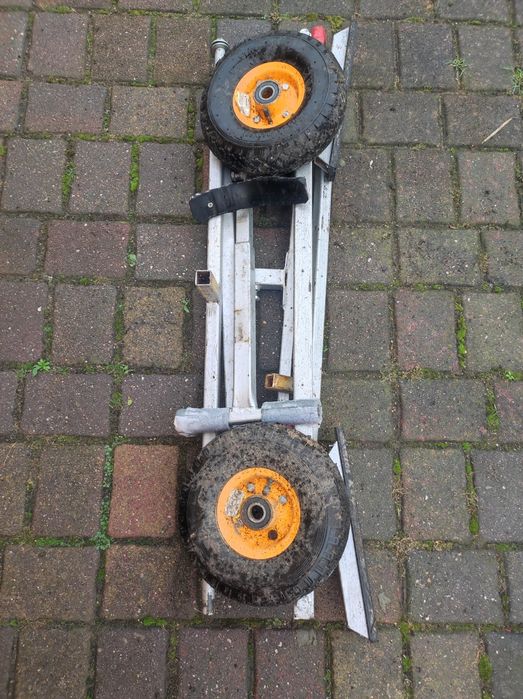 Slipowy wózek portowy