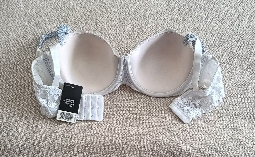 Бюстгалтер Esmara 85B Типу балконет