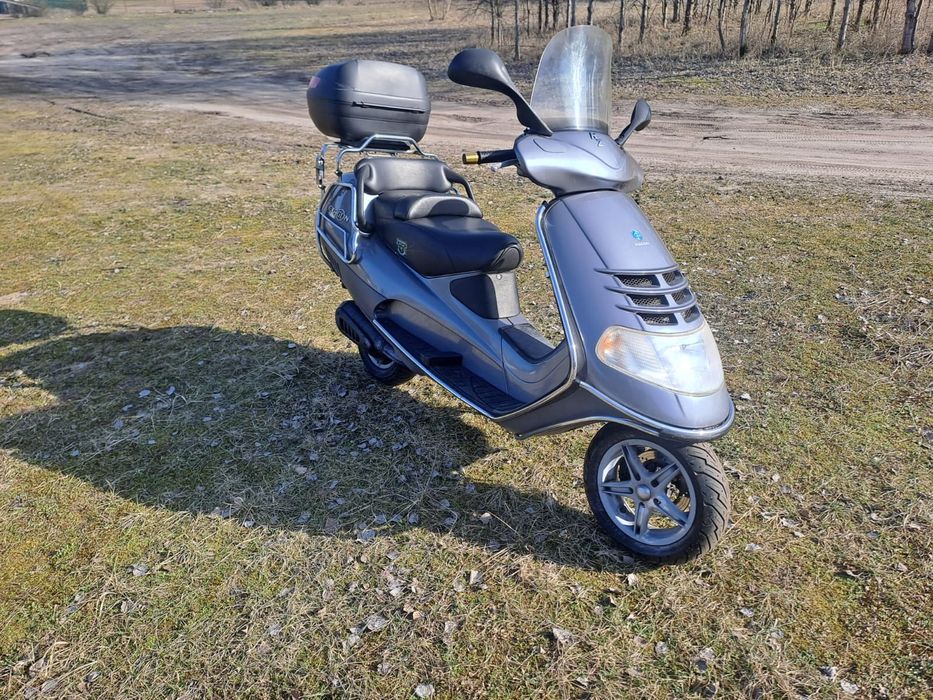 Skuter Piaggio Hexagon LX 125