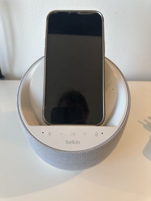 Belkin SOUNDFORM ELITE Coluna Inteligente Hi-Fi + Carregador Sem Fios