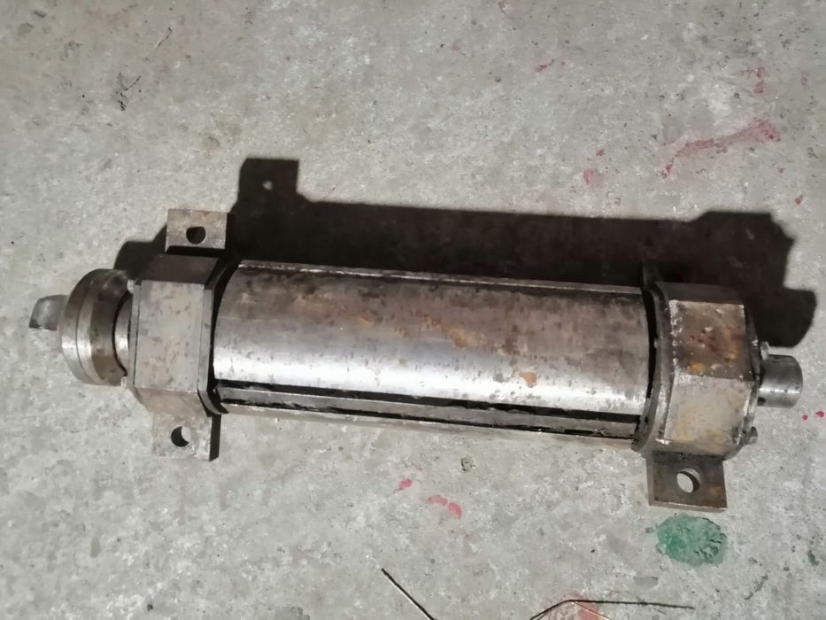 ВАЛ строгально-распиловочного станка.