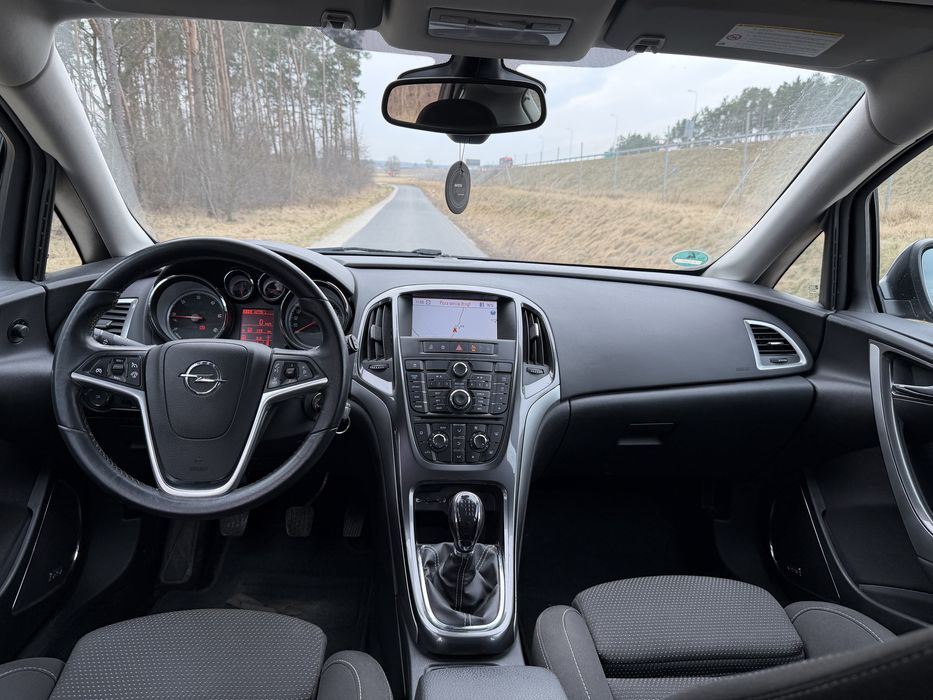 Opel Astra J | 2.0 cdti |  165koni  | 208tys km