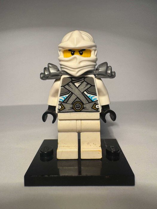 Lego Ninjago Zane Techno robe Armed