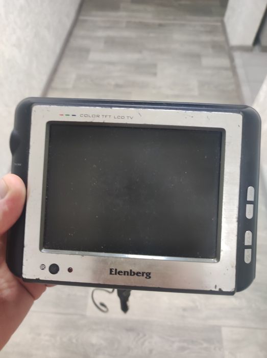 Продам автомобільний телевізор