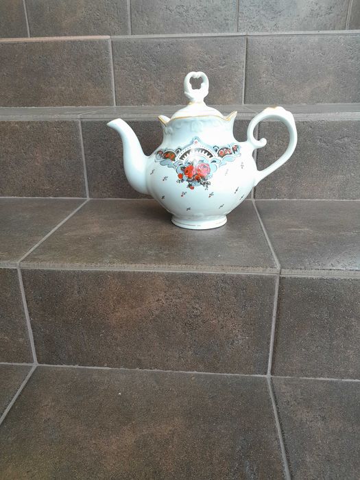 Чайник ,в дуже хрршому стані