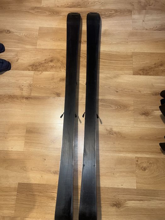 Używane narty Salomon