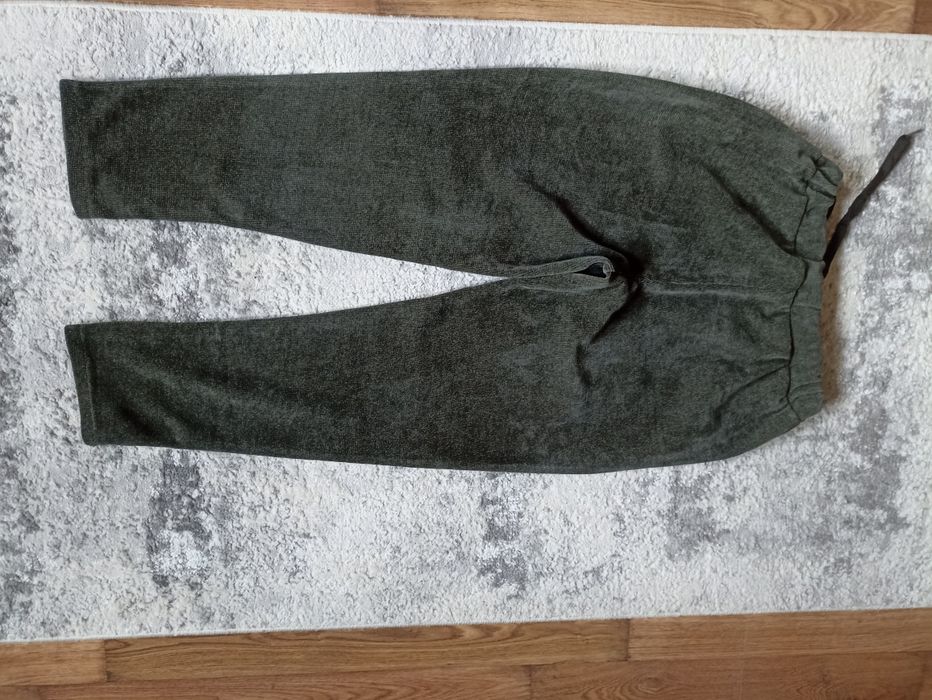 Spodnie dresowe damskie
