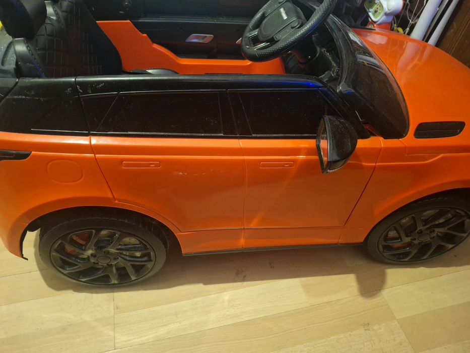 Carro a bateria de criança