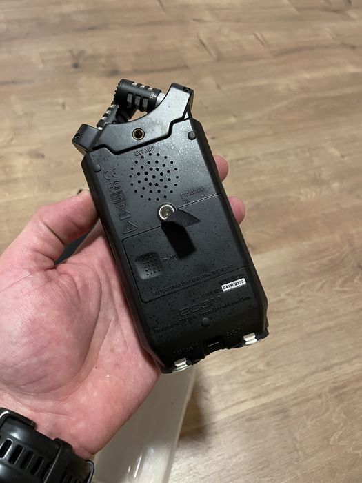 Rode Shotgun NTG2 + Zoom H4NPRO BLK + Extras