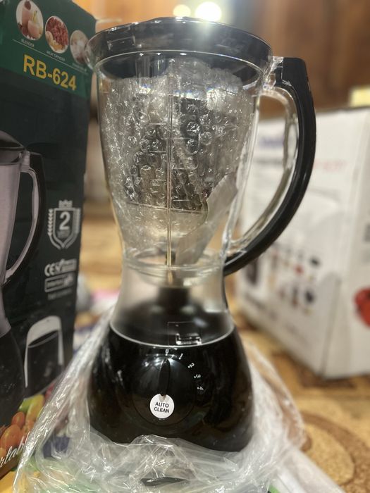 Подрібнювач+кавомолка. Новий. Якісний, гострі ножі.