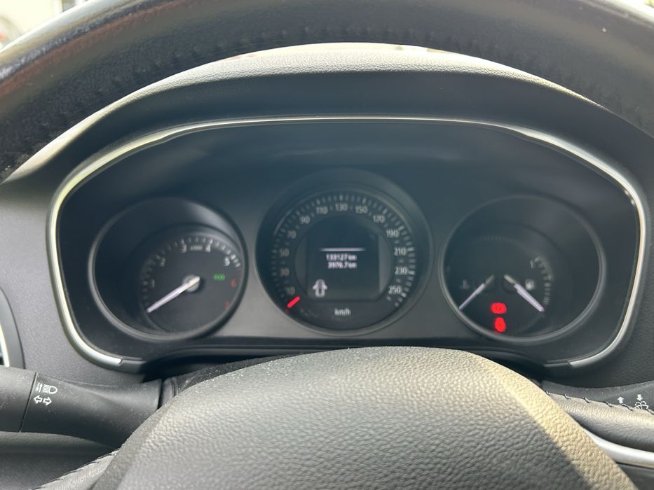 Sprzedam Renault Megane IV 1.2 benzyna Grandtour