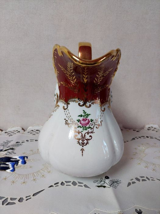 Кувшин для воды, для умывания.