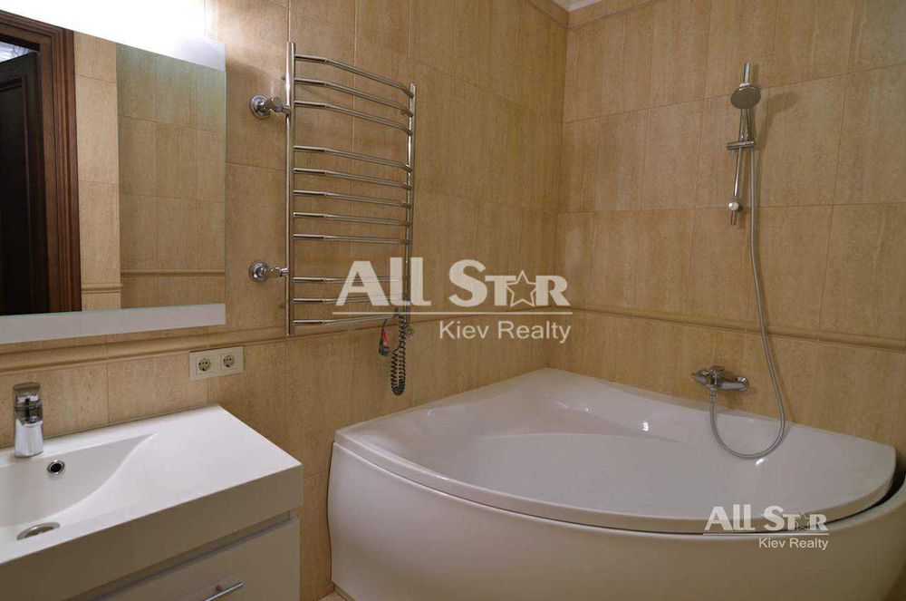 Оренда 4к квартири в Києві, Назарівська вул. 23А Без комісії