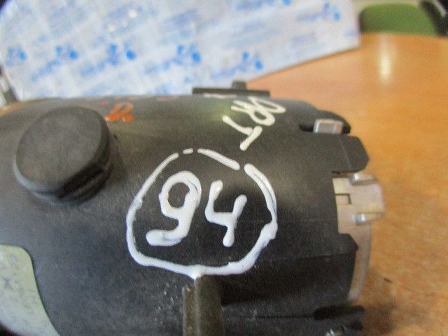 Farol nevoeiro frente direito VOLVO C30