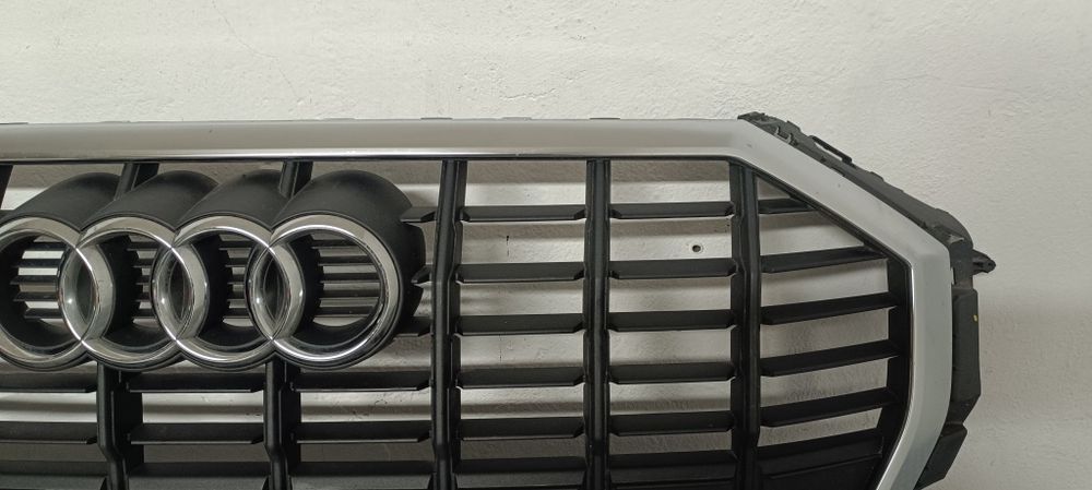 AUDI Q3 II 83A Grill atrapa chłodnicy zderzaka przednia przód