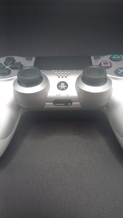Comando PS4 Prateado