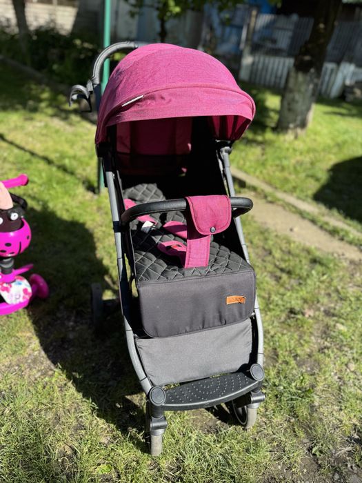 Коляска прогулочна прогулянкова для дівчинки
