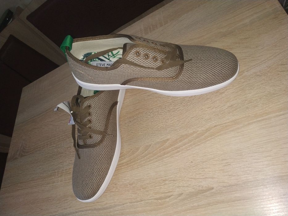 Сникерсы Steve Madden