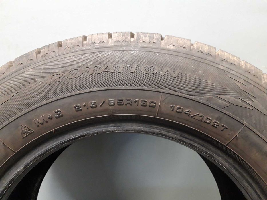 1x215/65R15C Goodyear Cargo UltraGrip, 104/102T, 2018 rok, bieżnik 8,4