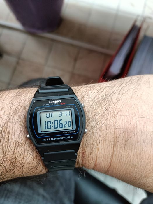 Relógio Casio W202