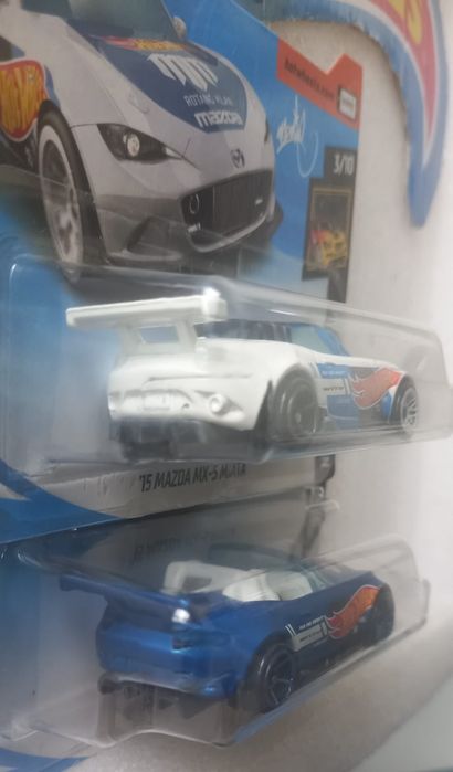 Conjunto 2 , 15 Mazda mx-5 miata hot wheels