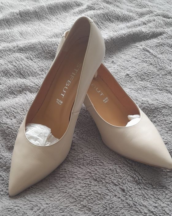 Czułenka damskie kremowe roz. 37