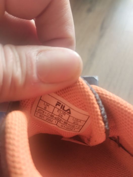 Adidasy lekkie siateczkowe Fila