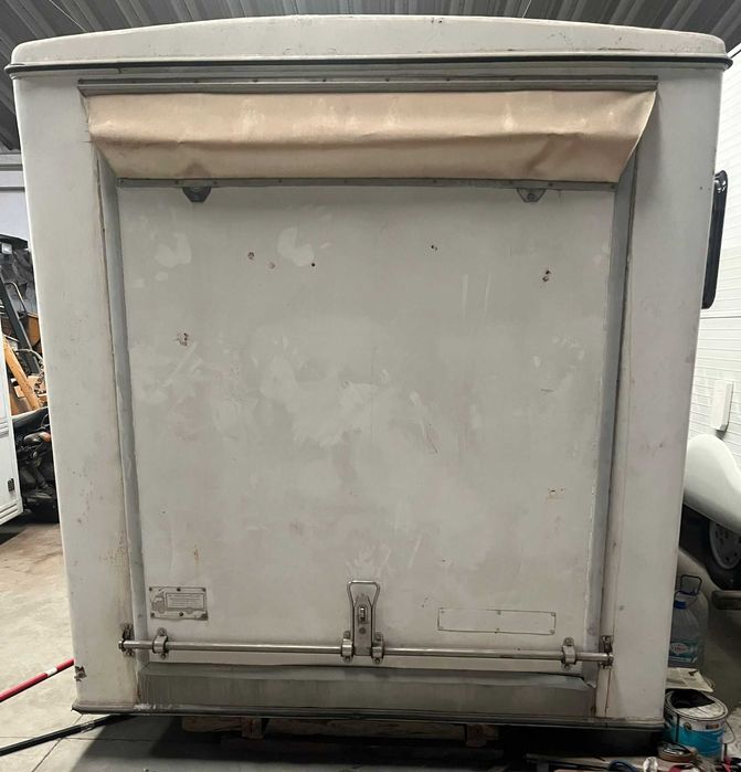 Caixa / Contentor Isotérmico para Carrinha