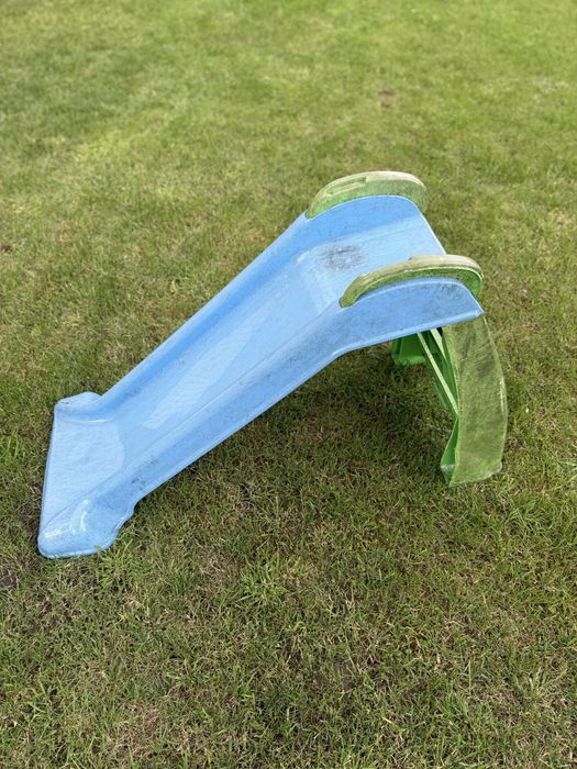 Zjeżdżalnia ślizgawka little tikes