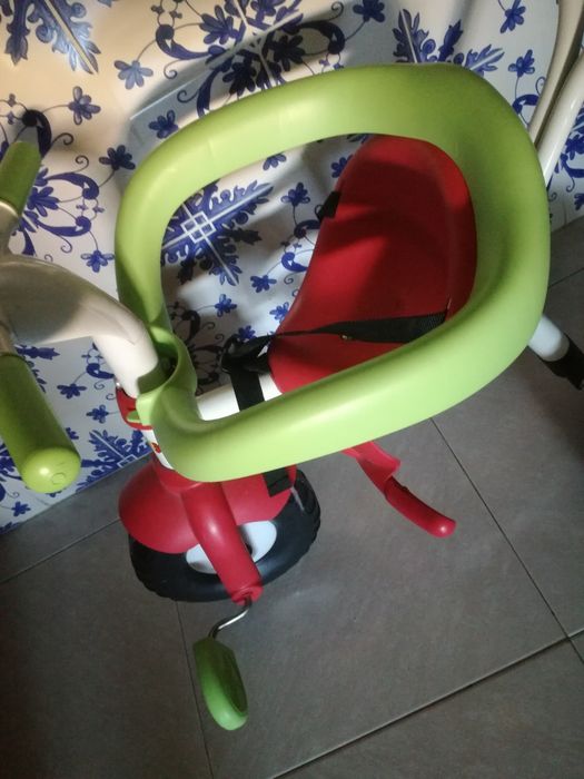 Triciclo smoby com mala