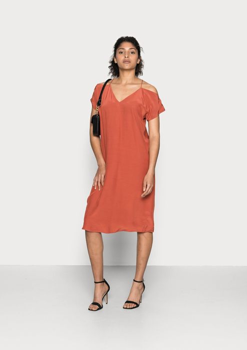 Sukienka Esprit roz. M/L