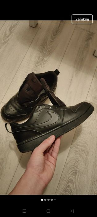 Buty nike court.