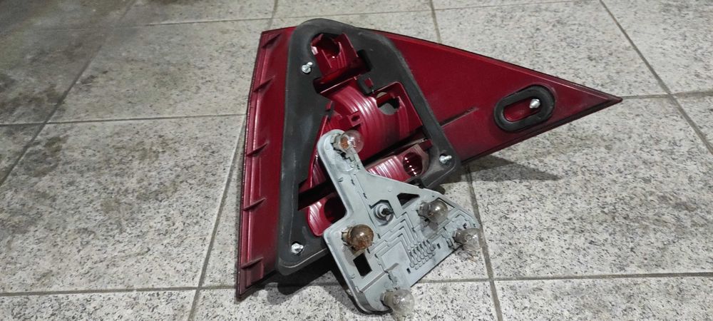 Farol Traseiro para Mercedes Classe C Sedan W203