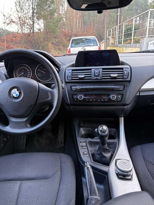 BMW Série 1 114d 2014 · 125.000km · Diesel · Tração Traseira