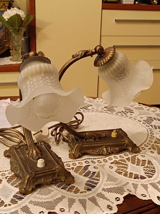 Zabytkowa  lampka mosiężna antyk