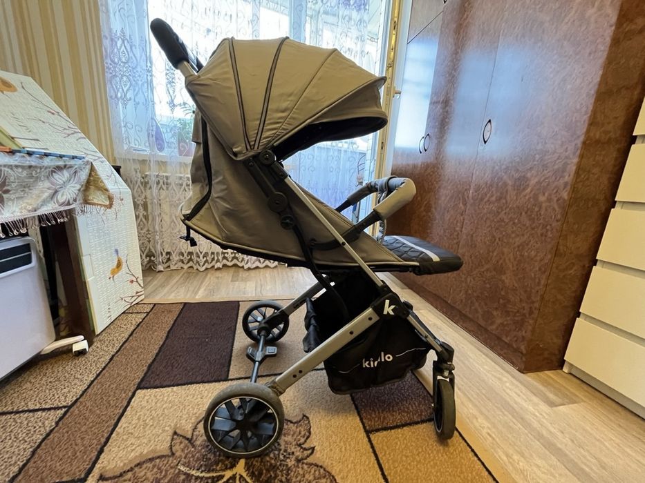 Коляска прогулянкова kidilo