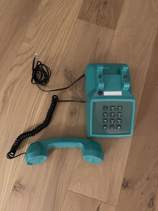 Telefone estilo antigo