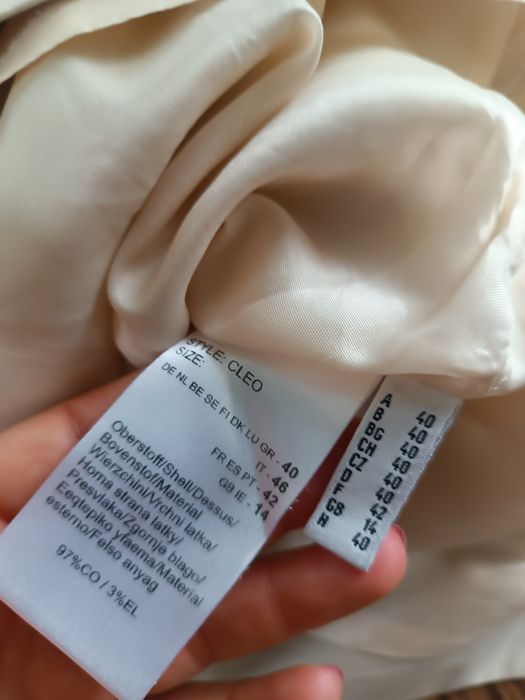 Piękna elegancka sukienka Mariposa Peek 40