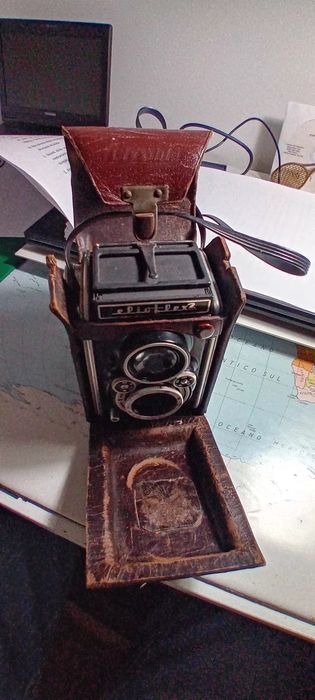 Vendo câmara fotográfica Ferrania / Vintage