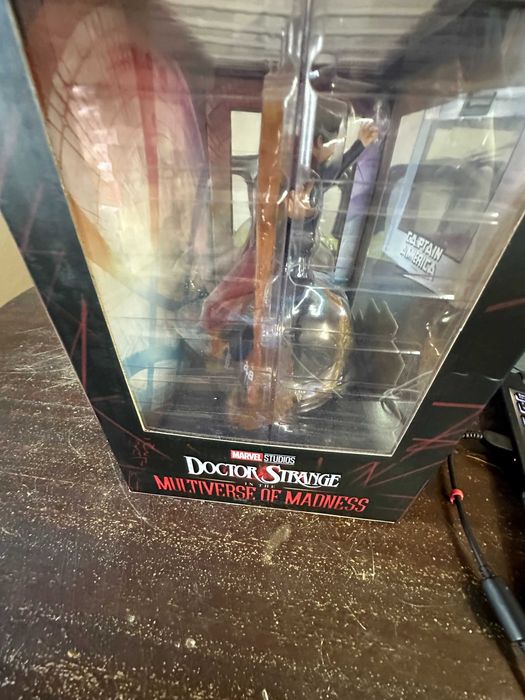 Figura  Marvel Gallery: Doctor Strange in the Multiverse of Madness