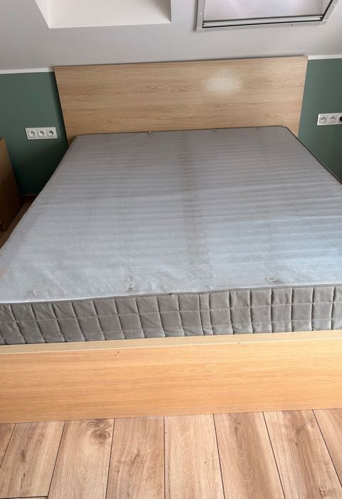 Lóżko malm 160x200